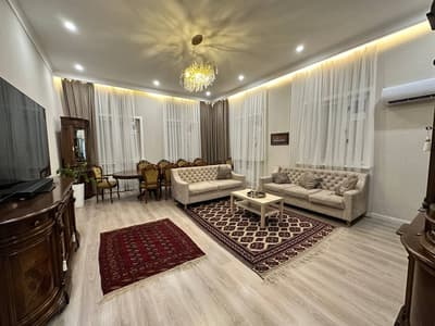 Аренда 6-комн. коммерция 200 м² — улица Матбуот