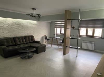 Аренда 2-комн. кв. 70 м² — метро Космонавтов