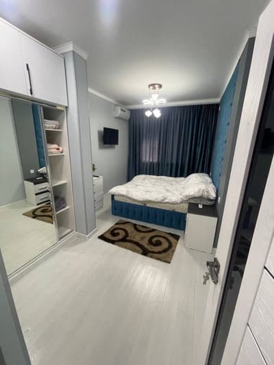 Аренда 3-комн. кв. 100 м² — 7-й квартал, 5