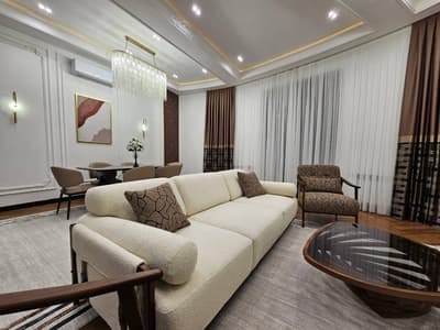 Аренда 4-комн. кв. 140 м² — улица Садыка Азимова, 45Г