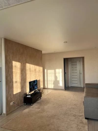 Аренда 3-комн. кв. 70 м² — улица Шота Руставели, 100