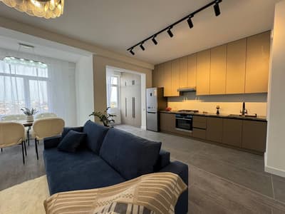 Аренда 3-комн. кв. 75 м² — жилой комплекс Паркент Плаза