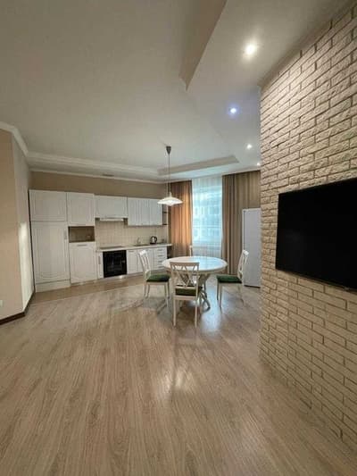 Аренда 4-комн. кв. 115 м² — жилой комплекс Гарденс