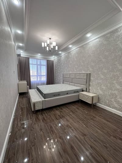 Аренда 4-комн. кв. 115 м² — жилой комплекс Гарденс