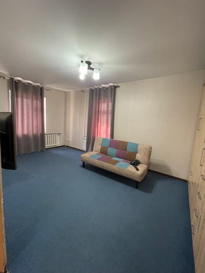 Аренда 2-комн. кв. 60 м² — массив Мавлоно Риёзи, 30Б