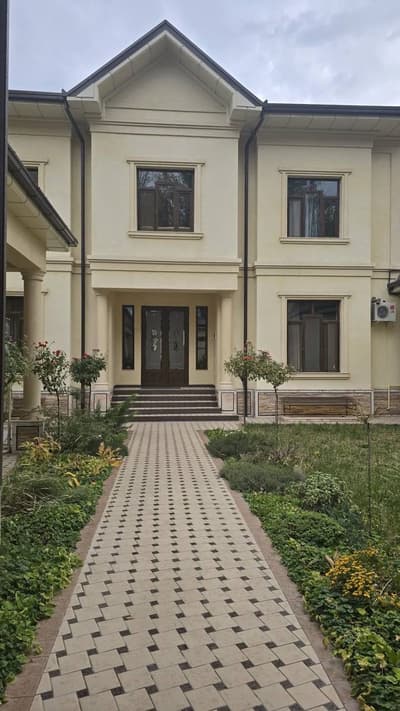 Аренда 6-комн. коммерция 450 м² — Пушкинская