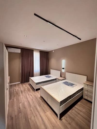 Аренда 6-комн. коммерция 500 м² — улица Ракатбоши