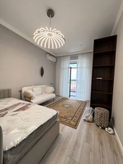 Аренда 3-комн. кв. 102 м² — улица Айбека