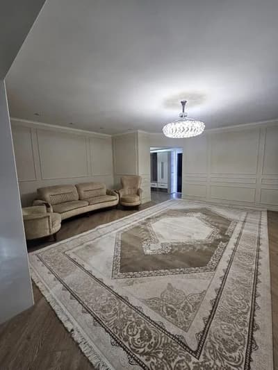 Аренда 4-комн. кв. 90 м² — улица Садыка Азимова