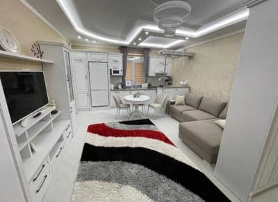 Аренда 2-комн. кв. 60 м² — улица Сократа