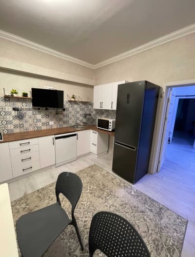 Аренда 3-комн. кв. 74 м² — метро Дустлик