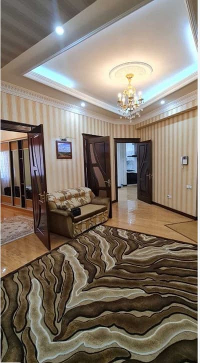 Аренда 4-комн. кв. 200 м² — улица Садыка Азимова