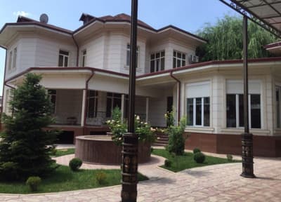 Аренда 6-комн. коммерция 500 м² — улица Ломоносова, 16