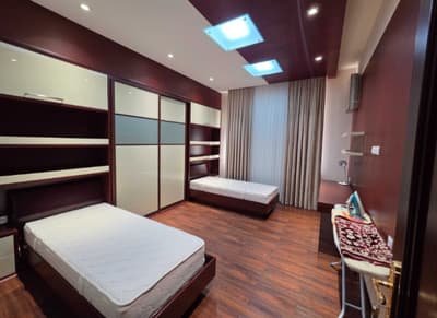 Аренда 4-комн. кв. 168 м² — улица Саида Барака, 62