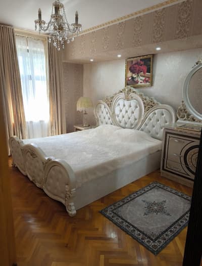 Аренда 3-комн. кв. 90 м² — Космонавтов