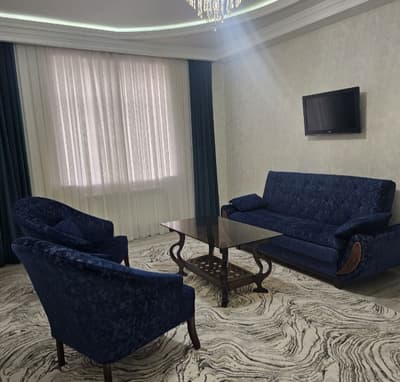 Аренда 3-комн. кв. 93 м² — метро Технопарк