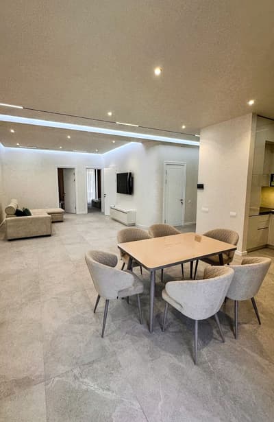 Аренда 3-комн. кв. 125 м² — Oq saroy turar-joy majmuasi