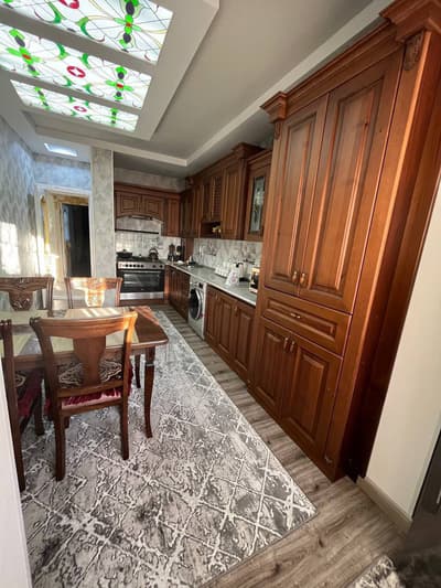 Продажа 4-комн. кв. 100 м² — улица Амир Темур