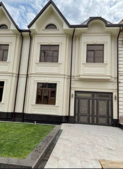 Аренда 5-комн. коммерция 270 м² — улица Мукими