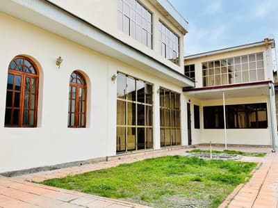 Аренда кв. 300 м² — улица Кары-Ниязи