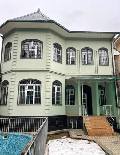 Продажа 6-комн. коммерция 300 м² — улица Юнуса Раджаби