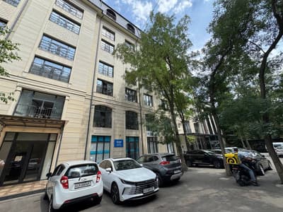 Продажа кв. 324 м² — массив Ц-1 Буюк Ипак Йули