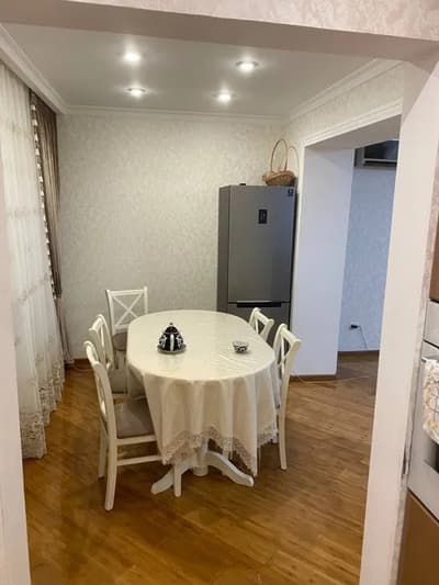 Аренда 6-комн. кв. 160 м²