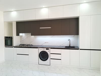 Аренда 4-комн. кв. 136 м²
