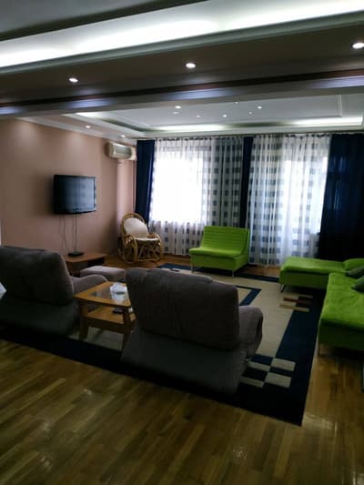 Аренда 3-комн. кв. 125 м² — 1