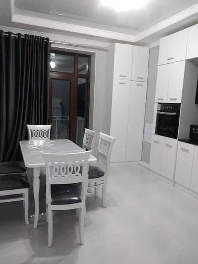 Аренда 2-комн. кв. 72 м²