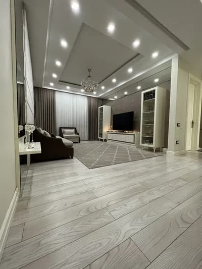 Аренда 2-комн. кв. 82 м²