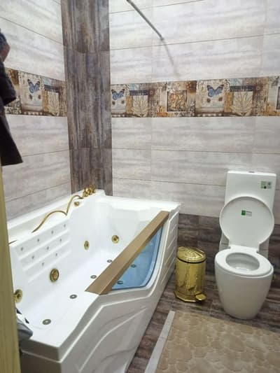 Аренда 4-комн. кв. 167 м²