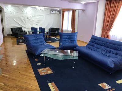 Аренда 6-комн. кв. 275 м²