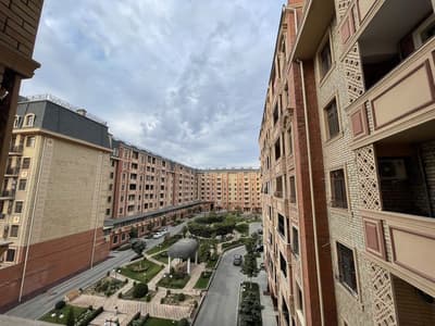 Аренда 2-комн. кв. 72 м² — 26