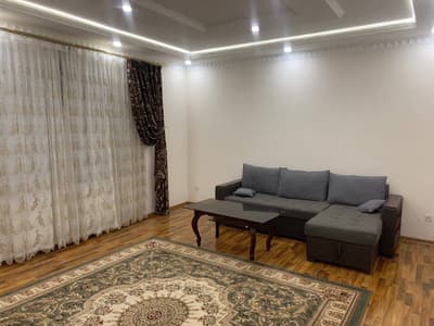 Аренда 2-комн. кв. 80 м² — 20