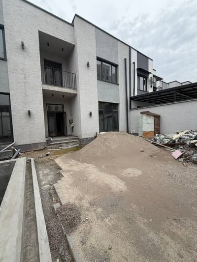 Мирабадский район