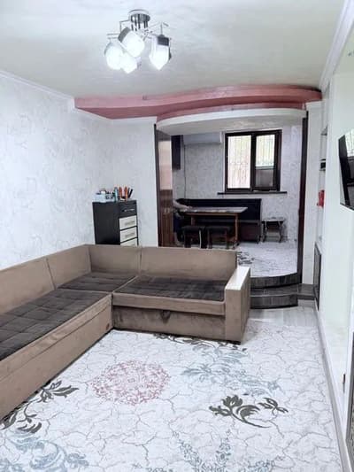 Продаётся 2/1/4 квартира с Евро ремонтом Чиланзар 6