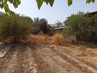 Продаётся  дом и участок  под застройку