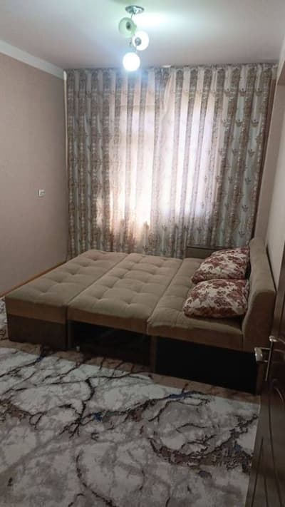 Кадешивада  2 хонали квартира  сотилади срочна 60000$