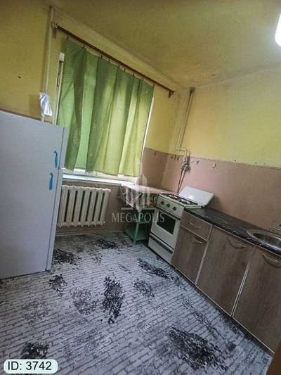 6 mikr alpomish tarafda 1 xona tayyor kvartira sotiladi №3742