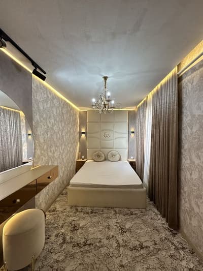 2 etajli Katej 4.5 sotix maydonda joylashgan