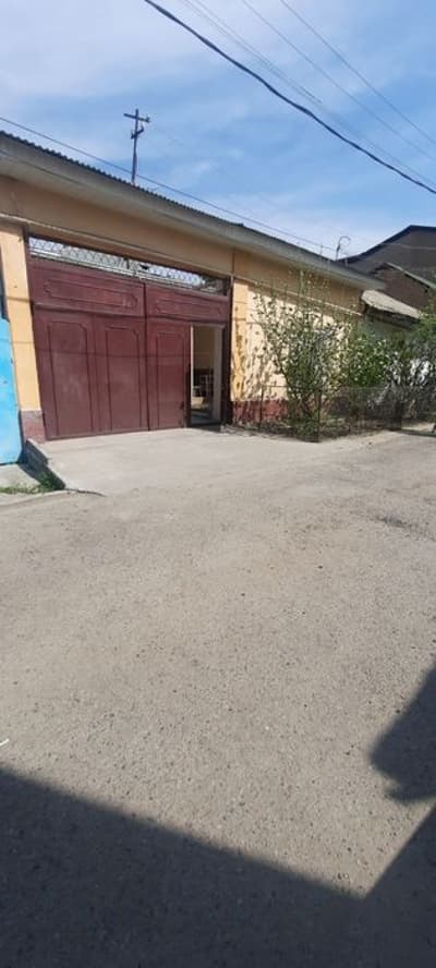 Uchaska sotiladi.Mahalla tinch zo'r joy.Uy o'zimizniki.Makler emasmiz