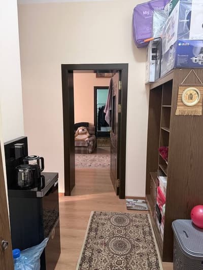 Срочно Новостройка Юнусабад 10 2/2/4 45 квадратов с ремонтом