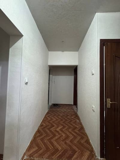 Юнусабад 4кв 3/3/4 Ориентир: паспортный стол