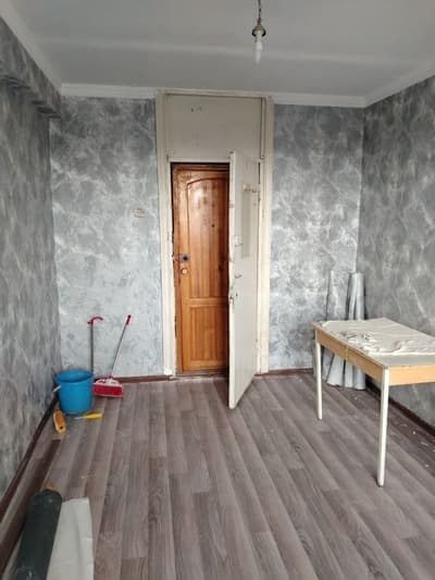 1 комната продажа срочно бывшее общежитие