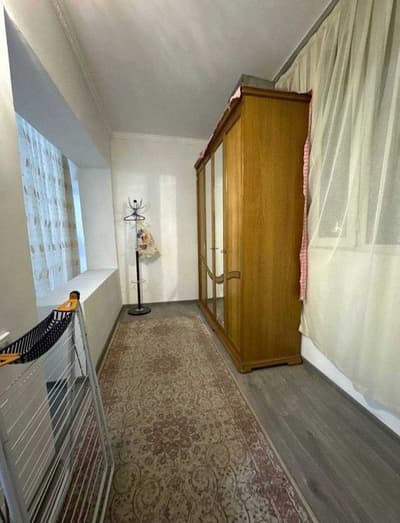 Юнусабад4, 1/4/4 | 1комнатная 43м2 | Кирпичный |