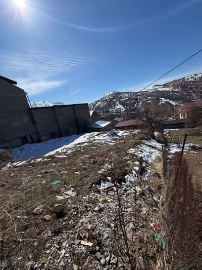 Келишилган нархда сотилади уй