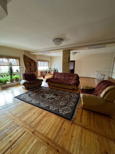 Дом Дархан парк телмана 200 кв 3 сотки. Собственник