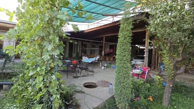 HOVLI UY JOY sotiladi