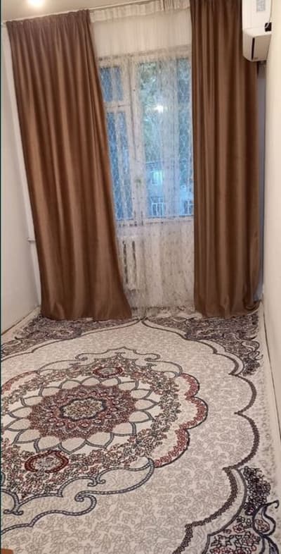 Продается своя кв в Чиланзар 7 круг ок тепа 2/3/4/4 не торец.  Телегр: